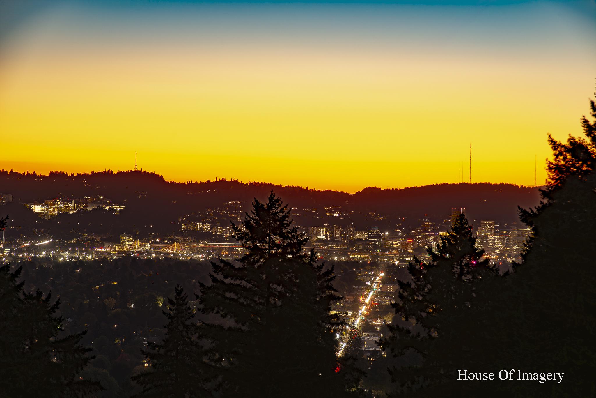 Portland Oregon at Sunset: Oregon Scenic Vistas (Extended Exposure)