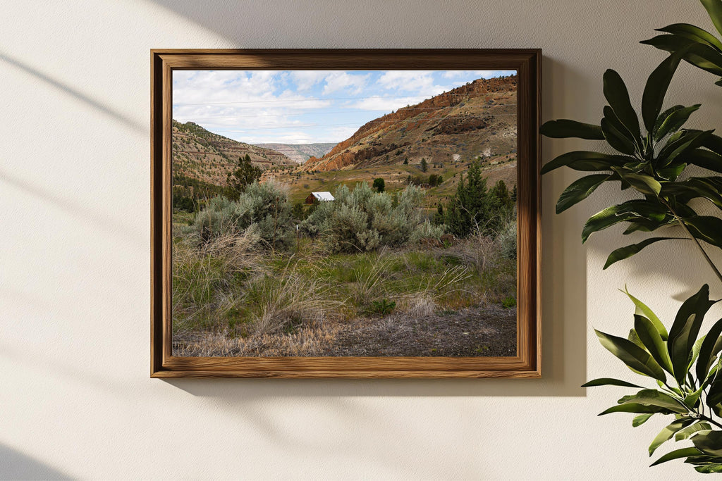 A Barn in the Middle of Nowhere: Eastern Oregon Landscape Photography