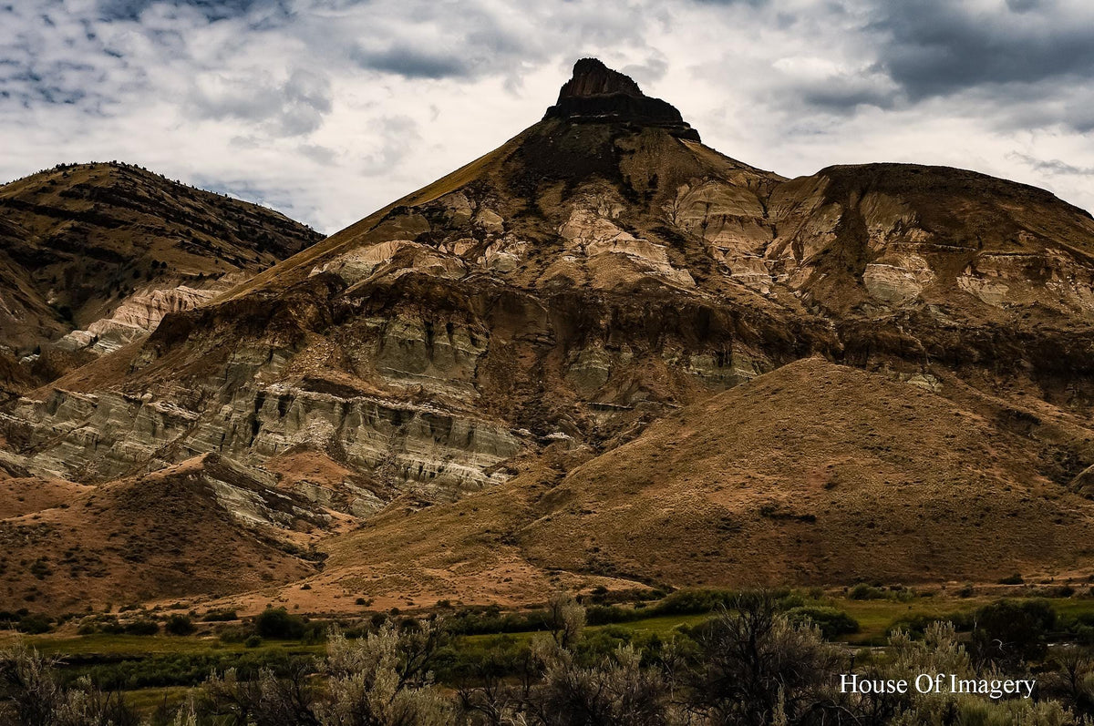 Sheep Rock-John Day Fossil Beds: Eastern Oregon Landscape Photography