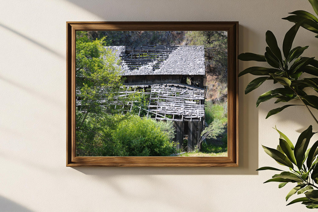Abandoned Rustic Falling Down Barn: Eastern Oregon Landscape Photography