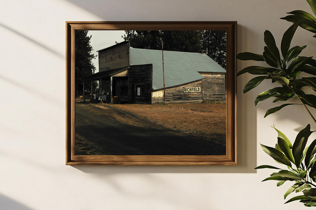 Old Richfield Gas Station: Oregon Ghost Town