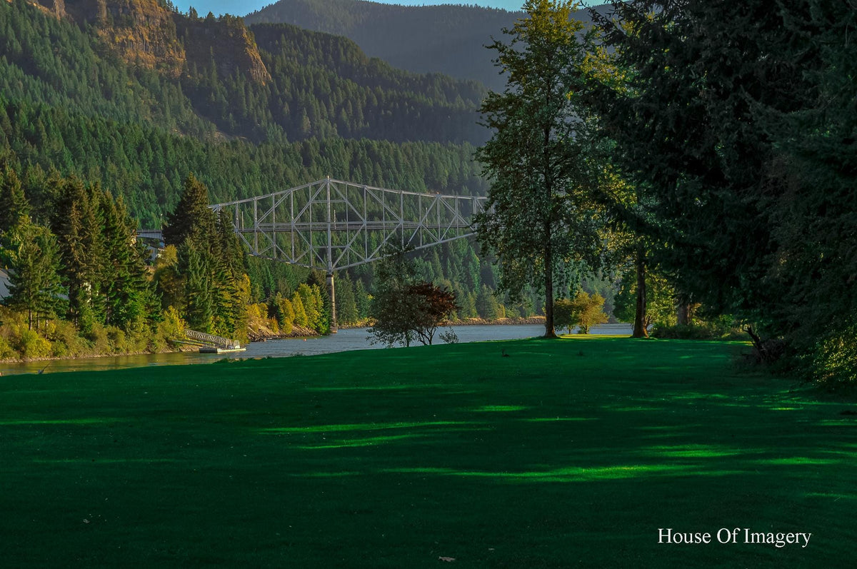 Bridge of the Gods-Gateway to the Columbia Gorge: Oregon Landscape Photography