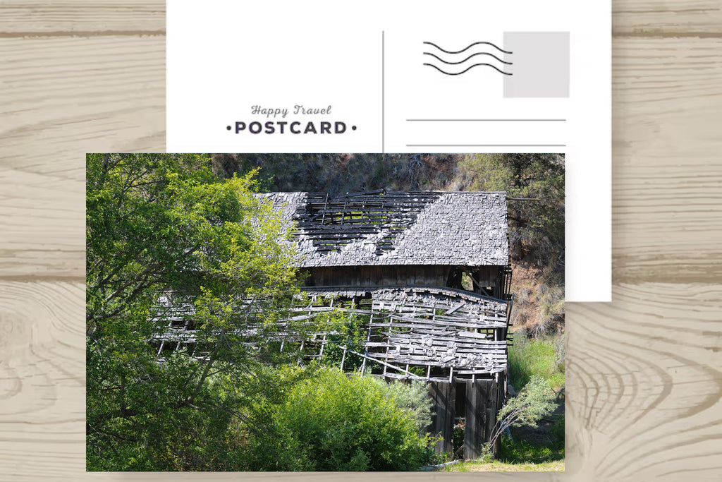 Abandoned Rustic Falling Down Barn: Eastern Oregon Landscape Photography